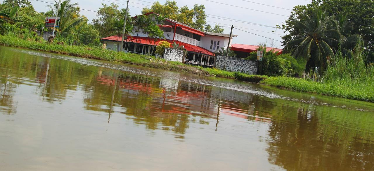 Riverside Hotel Katunayaka Exteriér fotografie